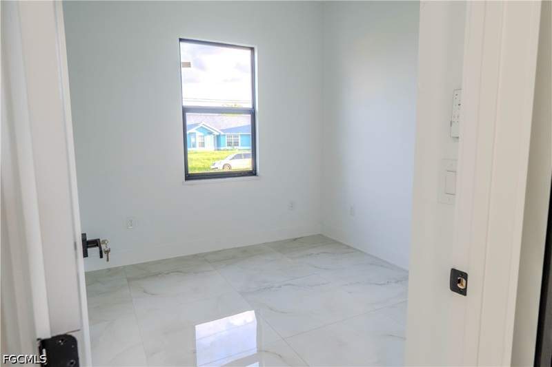 3 bedroom SingleFamilyResidence at 4012 11th St W, Lehigh Acres, Lehigh Acres — photo 5