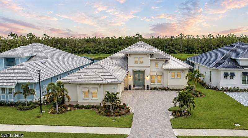 4 bedroom SingleFamilyResidence at 14338 Laguna Springs Ln, Crane Point, Naples — photo 3