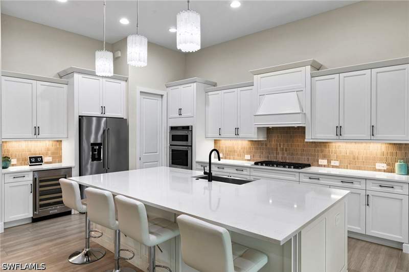 4 bedroom SingleFamilyResidence at 14338 Laguna Springs Ln, Crane Point, Naples — photo 5