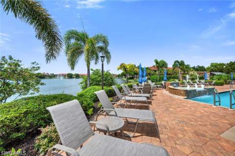6670 Huntington Lakes Cir 104, Naples FL - photo 17 of 24