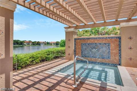 6670 Huntington Lakes Cir 104, Naples FL - photo 18 of 24