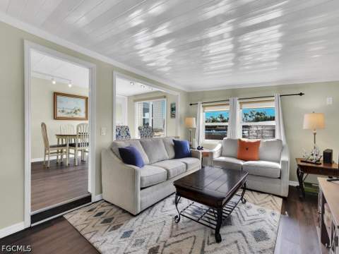 37 Channel Ln, Fort Myers FL - photo 6 of 42