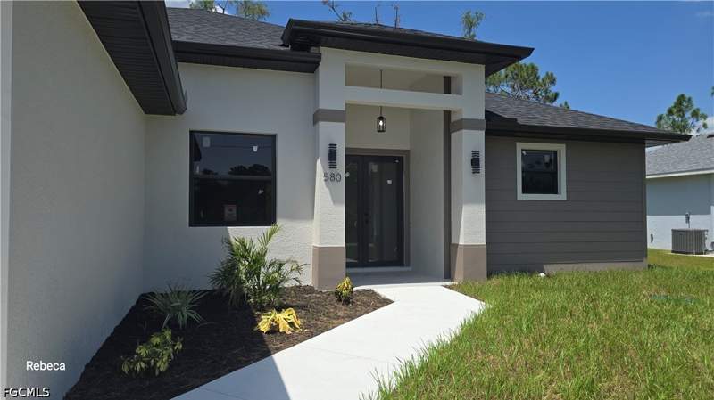 4 bedroom SingleFamilyResidence at 580 Woodview Dr, Lehigh Acres, Lehigh Acres — photo 5