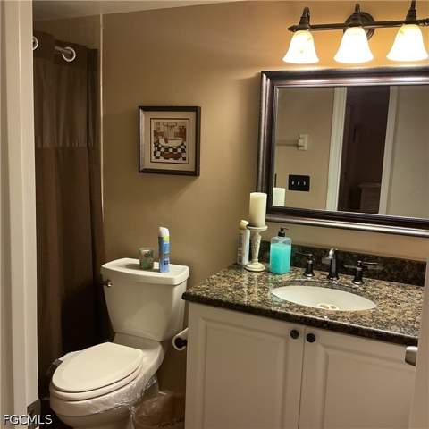 5730 Trailwinds Dr 411, Fort Myers FL - photo 19 of 22