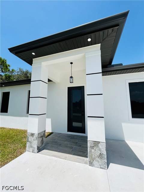 3705 E 15th St, Lehigh Acres FL - photo 7 of 50
