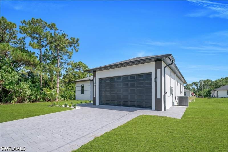 3 bedroom SingleFamilyResidence at 3909 25th St SW, Lehigh Acres, Lehigh Acres — photo 4