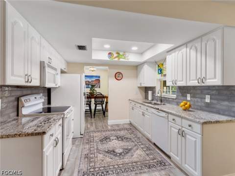 376 Prather Dr, Fort Myers FL - photo 13 of 40