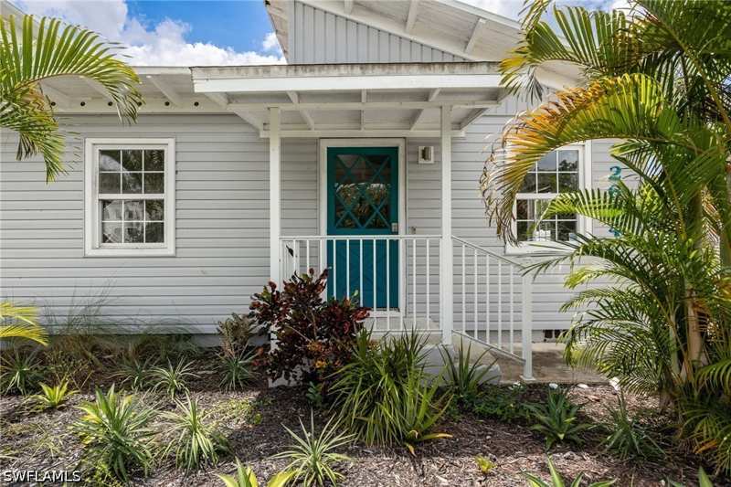 3 bedroom SingleFamilyResidence at 2664 Van Buren Ave, Craigs Subdivision, Naples — photo 1