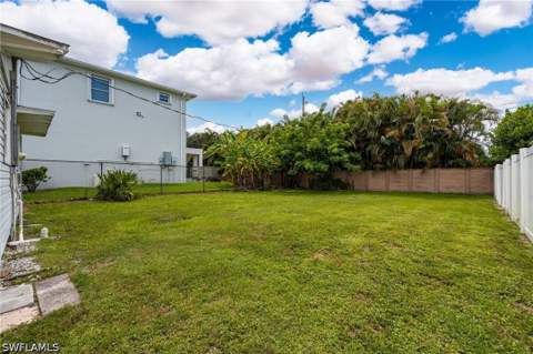2664 Van Buren Ave, Naples FL - photo 22 of 34
