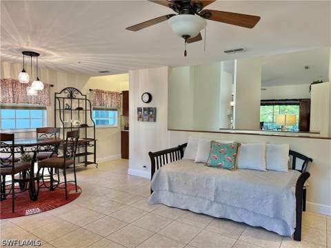 354 Dover Pl 202, Naples FL - photo 15 of 42