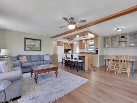 300 Shoreland Dr, Fort Myers FL - photo 13 of 30