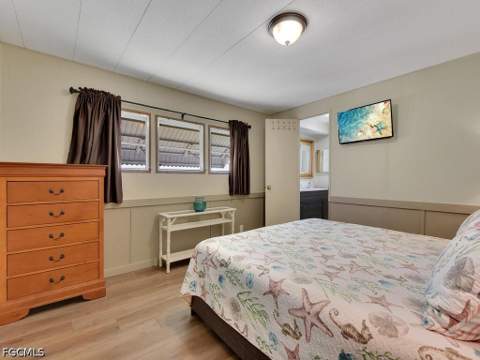 300 Shoreland Dr, Fort Myers FL - photo 17 of 30