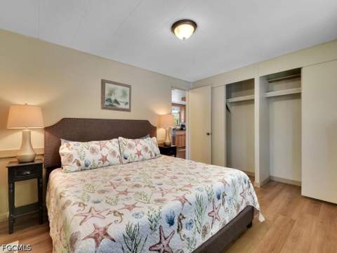 300 Shoreland Dr, Fort Myers FL - photo 18 of 30