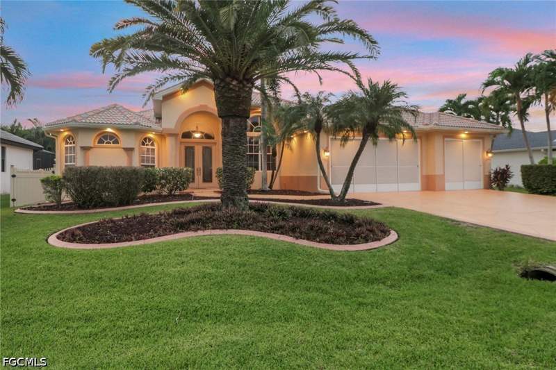 4 bedroom SingleFamilyResidence at 4918 SW 27th Ave, Cape Coral, Cape Coral — photo 2