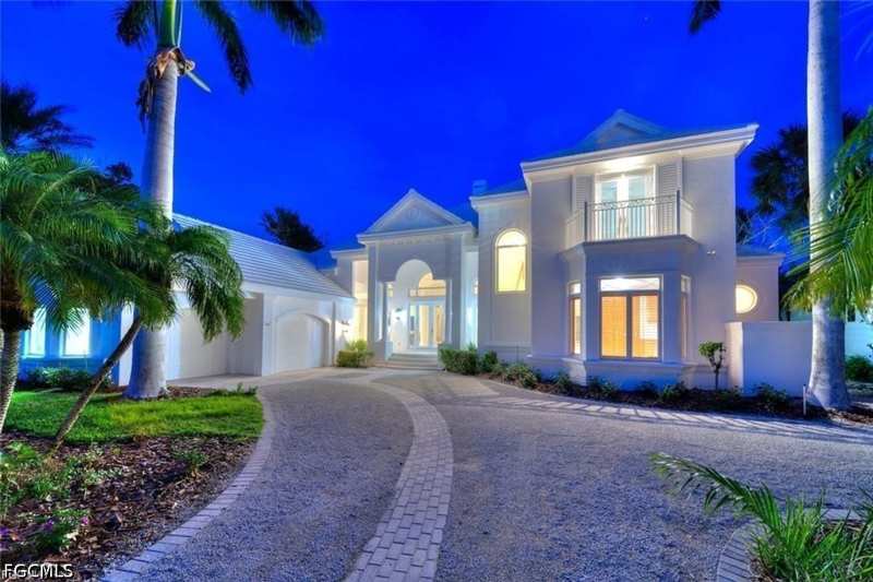 4 bedroom SingleFamilyResidence at 2402 Wulfert Rd, Sanctuary At Wulfert, Sanibel — photo 1