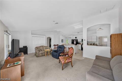 1606 Lee Ave, Lehigh Acres FL - photo 8 of 31