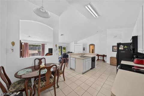 1606 Lee Ave, Lehigh Acres FL - photo 9 of 31