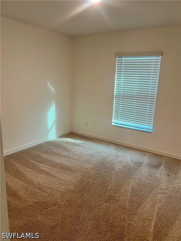 3 bedroom SingleFamilyResidence at 862 Winwood Cir, Mirror Lakes, Fort Myers — photo 3