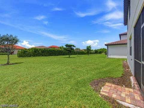 1577 Vizcaya Ln, Naples FL - photo 24 of 34