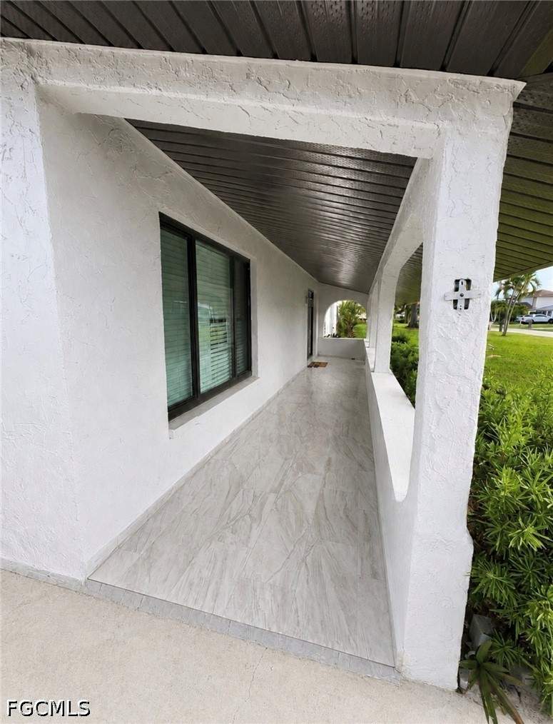 3 bedroom SingleFamilyResidence at 4233 SW 1st Ave, Cape Coral, Cape Coral — photo 3