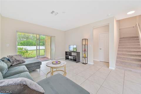 3733 Crofton Ct, Fort Myers FL - photo 15 of 38