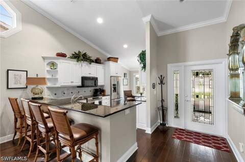 221 Kings Way, Naples FL - photo 6 of 28