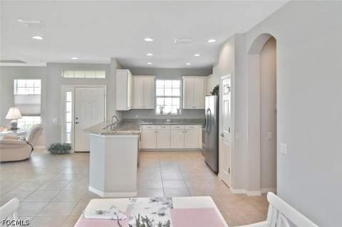 2620 Anguilla DR, Cape Coral FL - photo 12 of 50