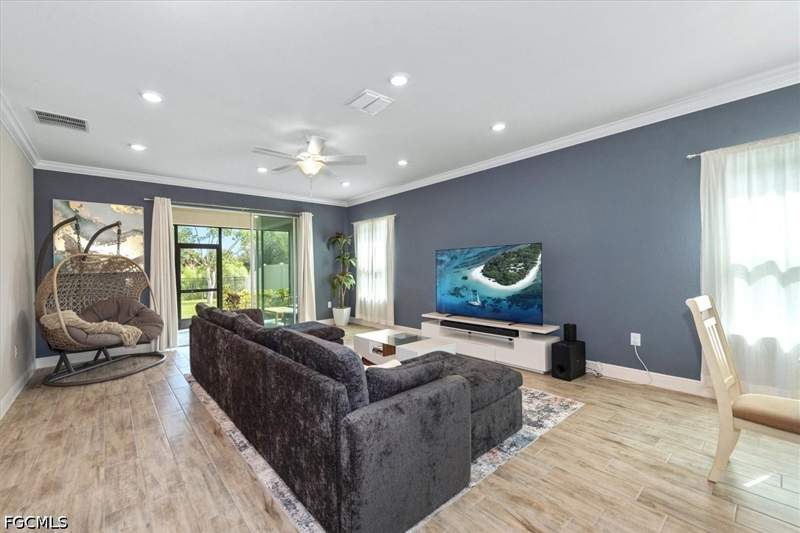 4 bedroom SingleFamilyResidence at 8753 Cascade Price Cir, Brightwater, North Fort Myers — photo 4