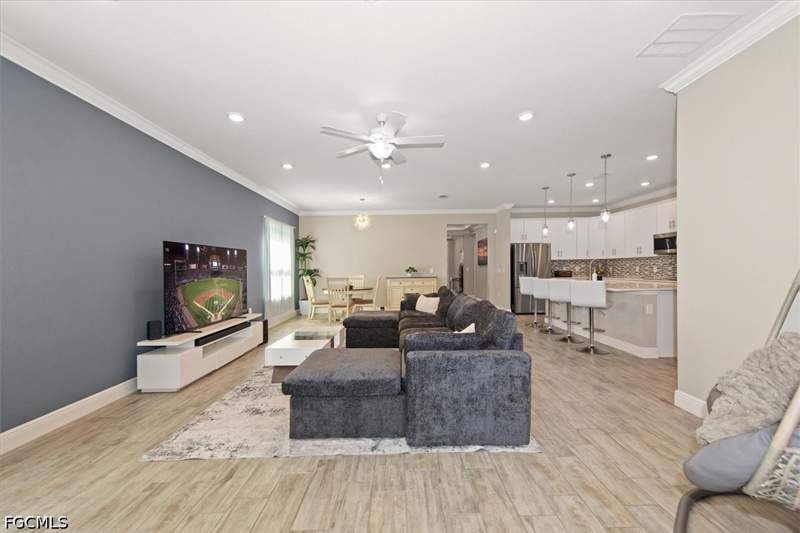 4 bedroom SingleFamilyResidence at 8753 Cascade Price Cir, Brightwater, North Fort Myers — photo 5