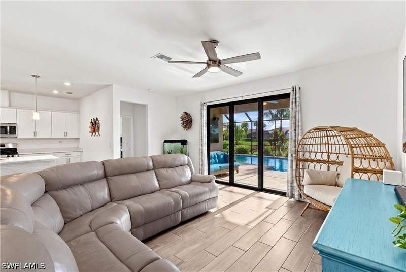 3 bedroom SingleFamilyResidence at 20273 Hartford Blvd, Verdana Village, Estero — photo 4