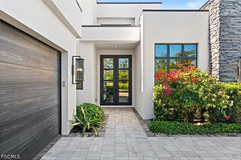 4 bedroom SingleFamilyResidence at 19026 Via Messina WAY, MESSINA AT MIROMAR LAKES, Miromar Lakes — photo 4