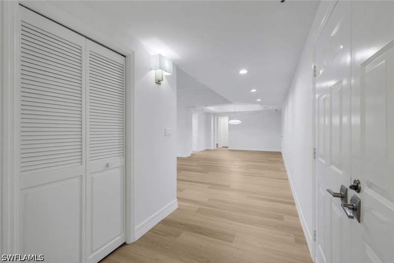 2 bedroom Condominium at 6075 Pelican Bay Blvd 104, Dorchester, Naples — photo 4