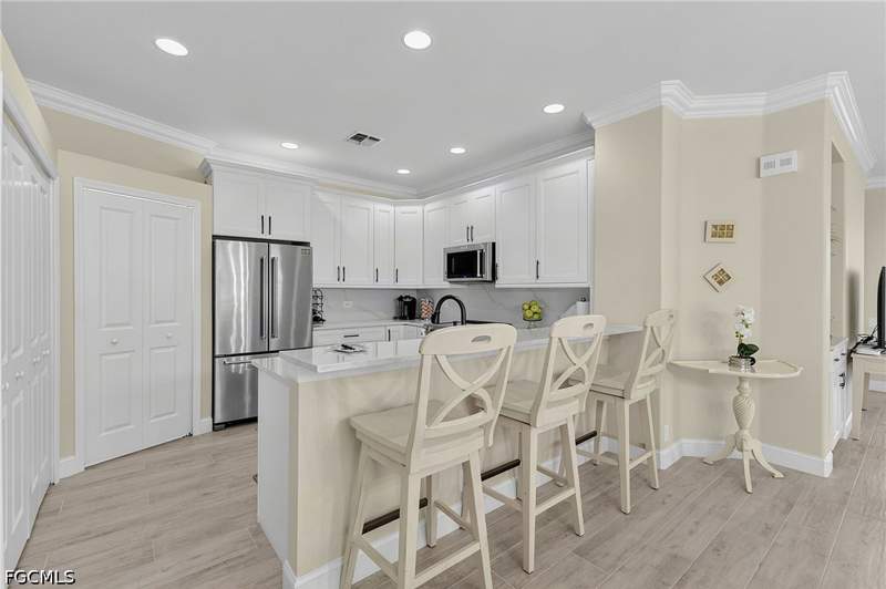 3 bedroom Attached at 8760 Stockbridge Dr, Sommerset Villas, Fort Myers — photo 5