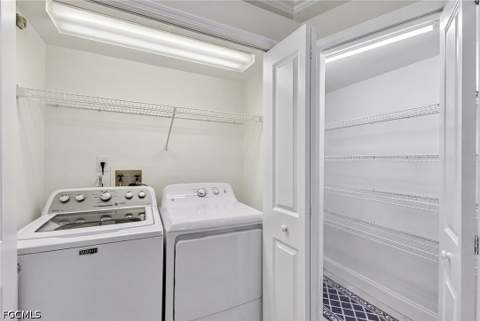 8760 Stockbridge Dr, Fort Myers FL - photo 7 of 49