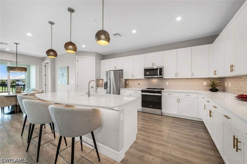 3 bedroom Condominium at 233 Indies Dr E 201, Antilles, Naples — photo 3
