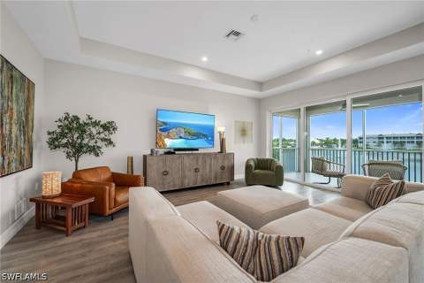 233 Indies Dr E 201, Naples FL - photo 6 of 50