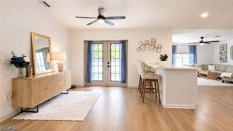 3 bedroom SingleFamilyResidence at 15664 Spring Line Ln, Reserve At Buckingham, Fort Myers — photo 4