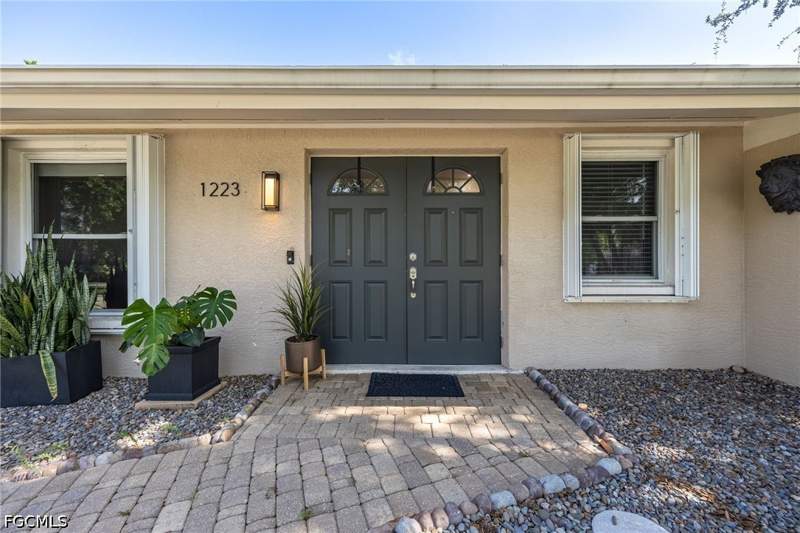 3 bedroom SingleFamilyResidence at 1223 Biltmore Dr, Caloosa View, Fort Myers — photo 5