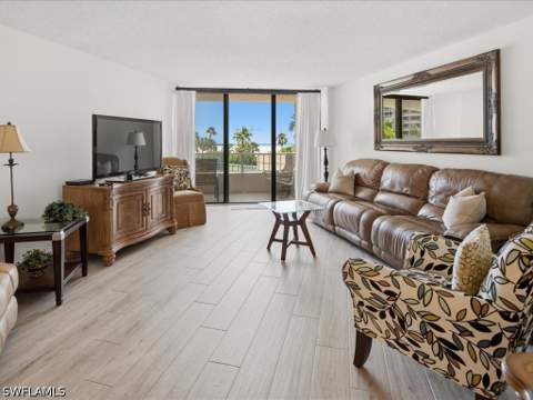 380 Seaview Ct 204, Marco Island FL - photo 10 of 26