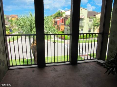 11908 Izarra Way 7001, Fort Myers FL - photo 13 of 28