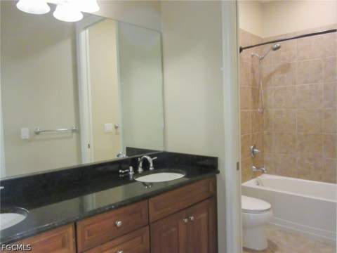 11908 Izarra Way 7001, Fort Myers FL - photo 24 of 28