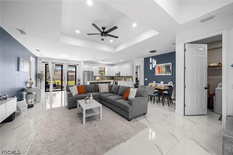 4 bedroom SingleFamilyResidence at 3713 25th St SW, Lehigh Acres, Lehigh Acres — photo 2
