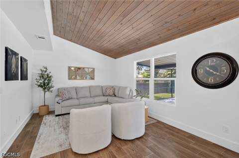 9100 Aster Rd, Fort Myers FL - photo 12 of 40