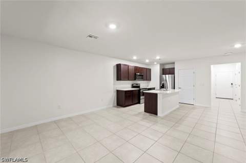 15381 Wildflower Cir, Naples FL - photo 6 of 38