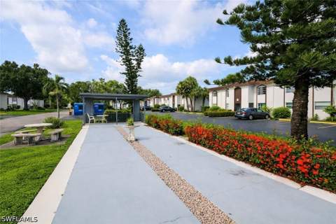 2828 Jackson St C4, Fort Myers FL - photo 14 of 29