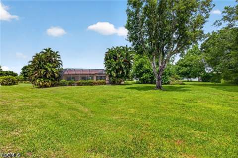 5710 Basswood Ct, Fort Myers FL - photo 6 of 43