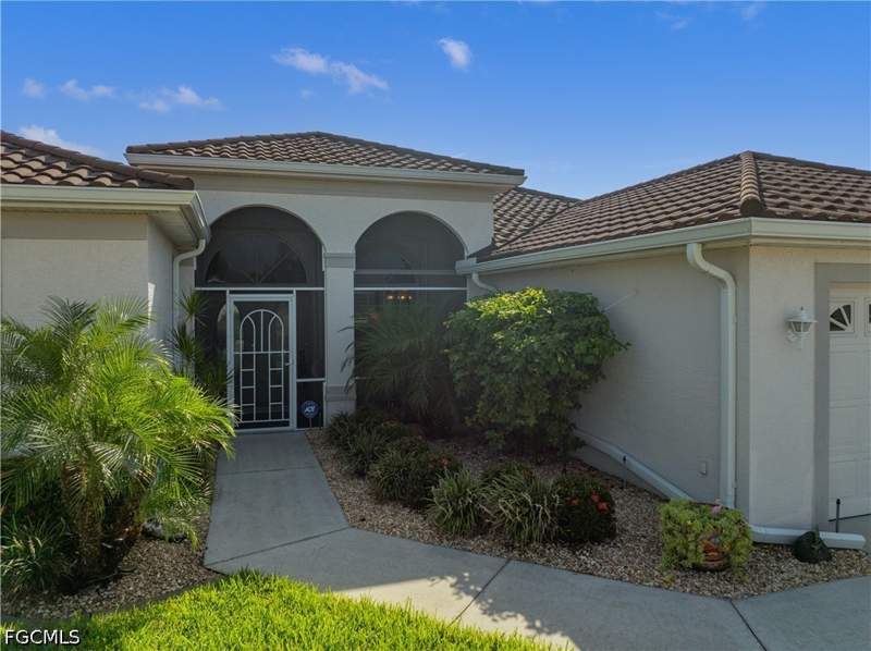 3 bedroom SingleFamilyResidence at 20810 Mykonos Ct, Herons Glen, North Fort Myers — photo 2