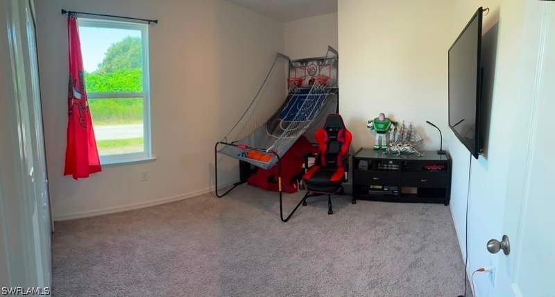 4 bedroom SingleFamilyResidence at 3001 40th St SW, Lehigh Acres, Lehigh Acres — photo 5