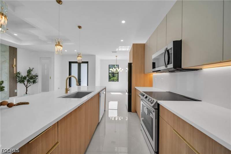 4 bedroom SingleFamilyResidence at 1907 W 14th St, Lehigh Acres, Lehigh Acres — photo 5