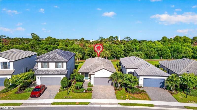 3 bedroom SingleFamilyResidence at 3946 Spotted Eagle Way, Eagle Reserve, Fort Myers — photo 3